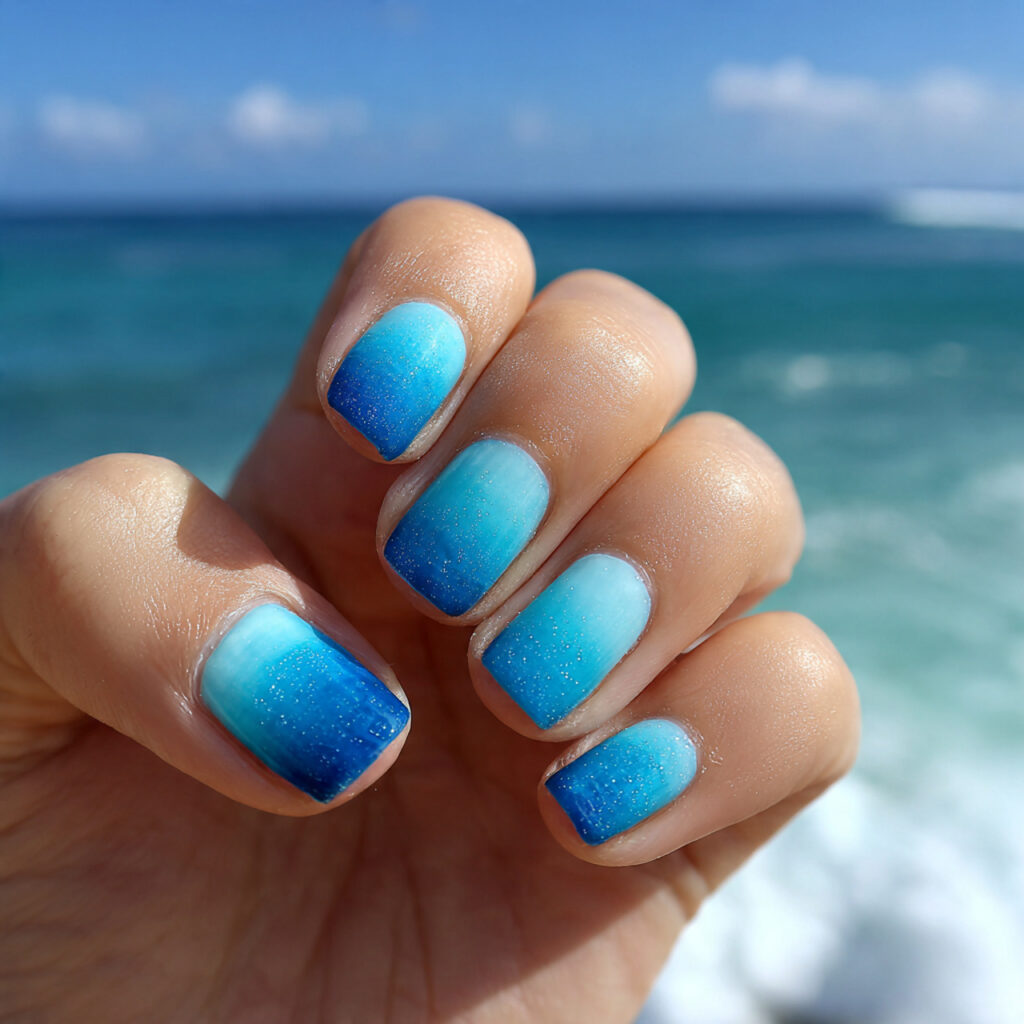attractive ocean ombr blue nails with outdoor back
