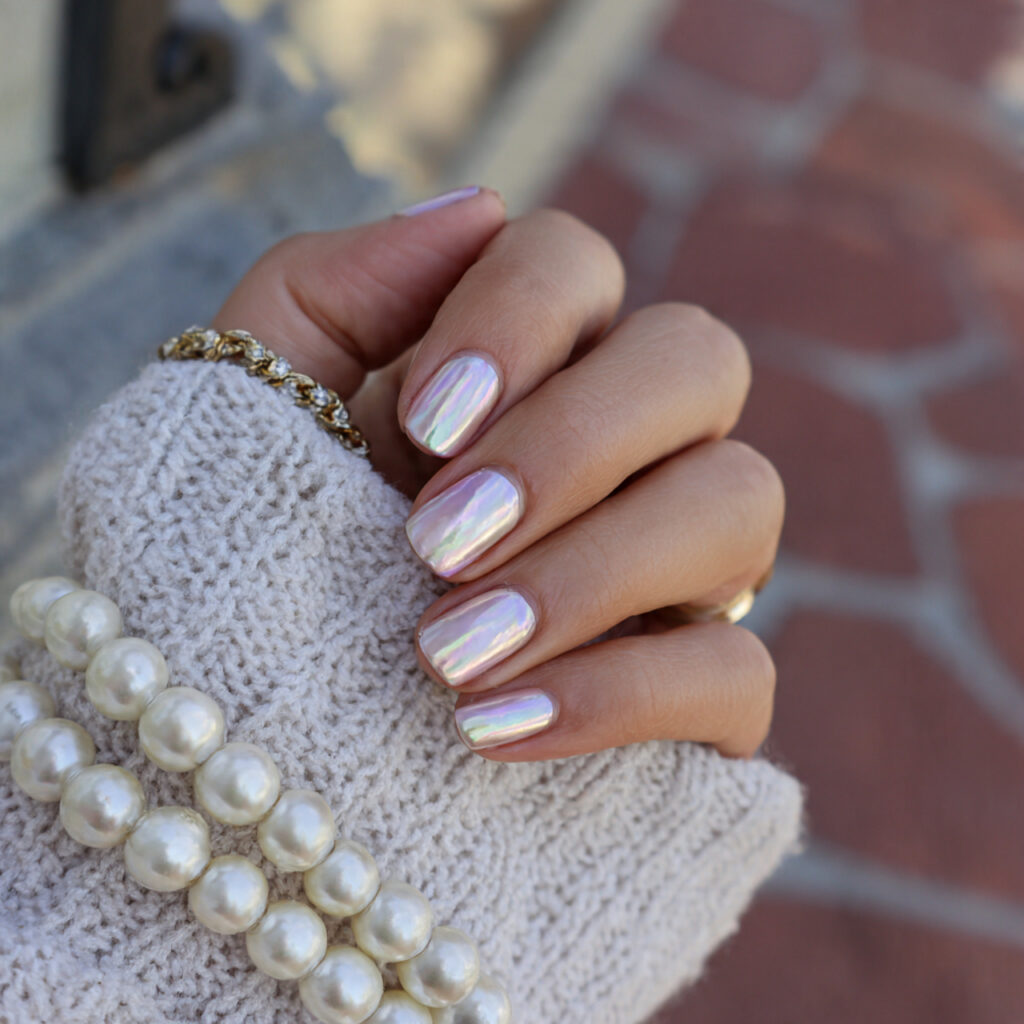 attractive pearl chrome short nails inspo with out