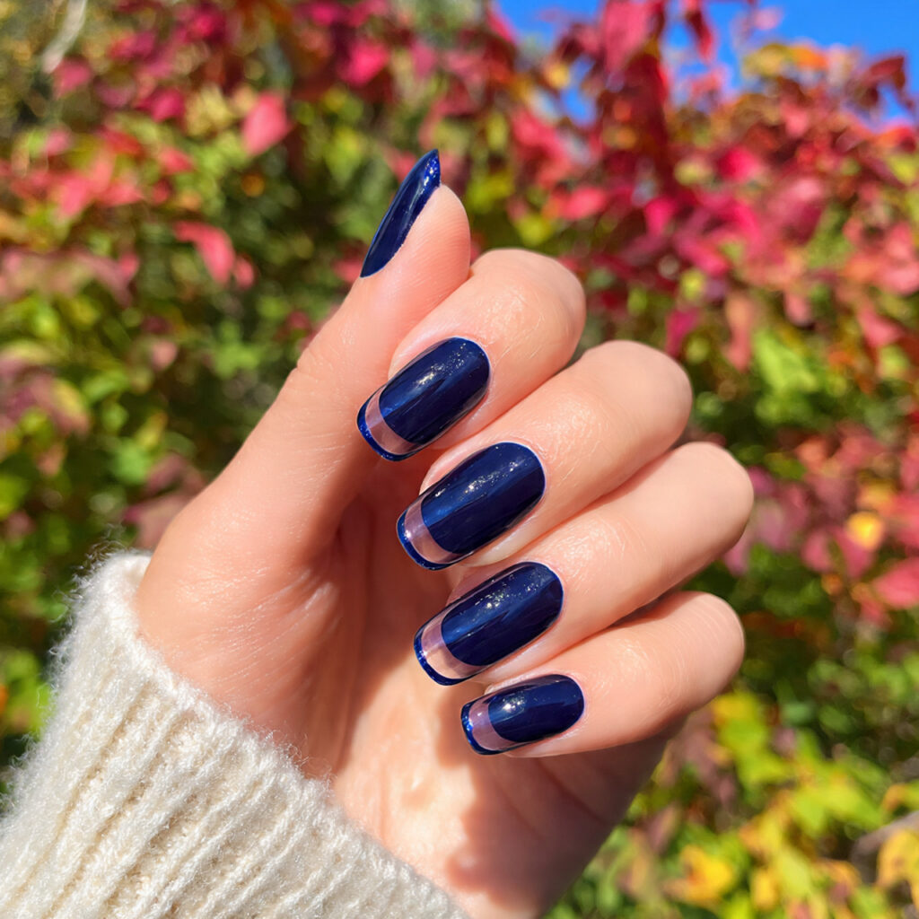 Nail Inspo Navy Blue: 14 Chic & Dreamy Designs You’ll Love 3 attractive navy french tip nails with outdoor back